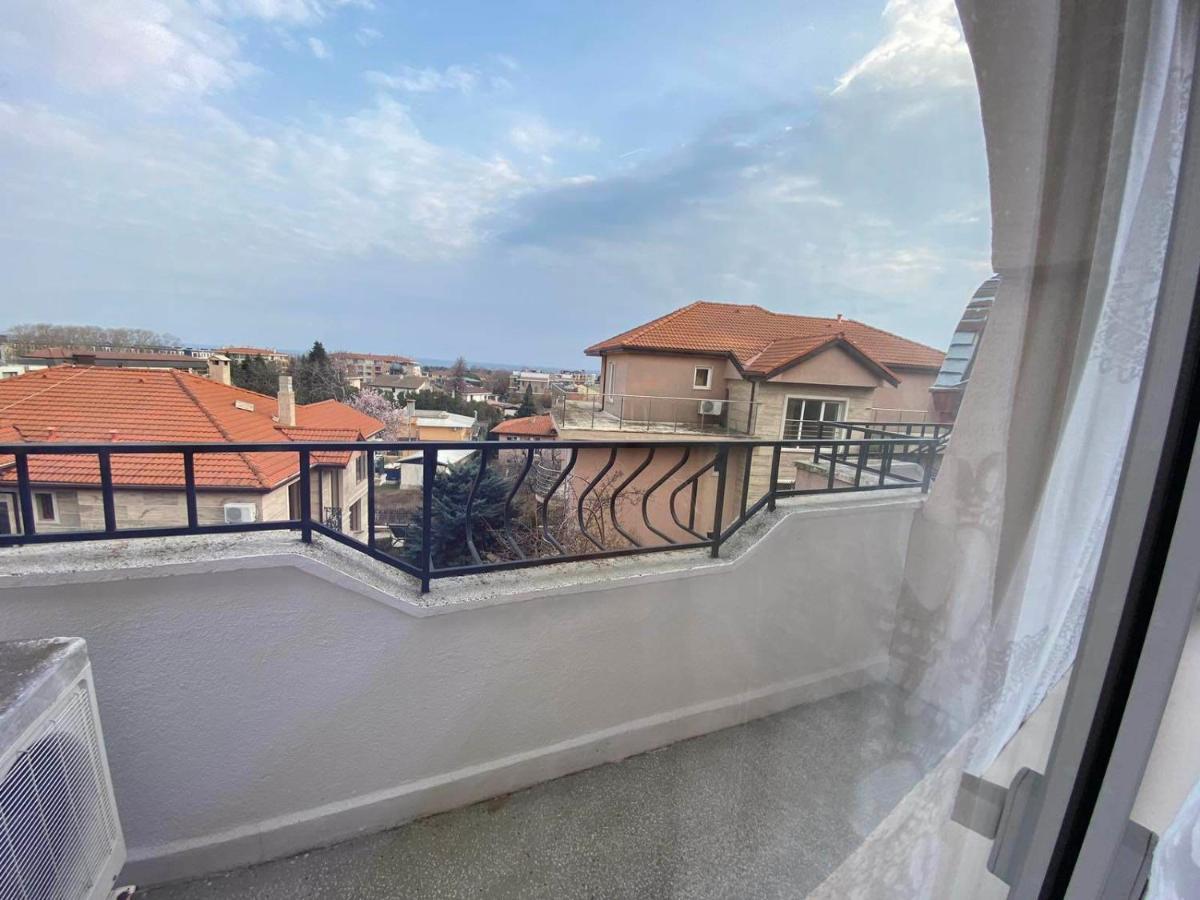 Wild Cherry Apartments Άγιος Κωνσταντίνος και Ελένη Εξωτερικό φωτογραφία